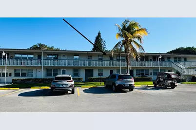 218 Kent M #M, West Palm Beach, FL 33417 - Photo 2