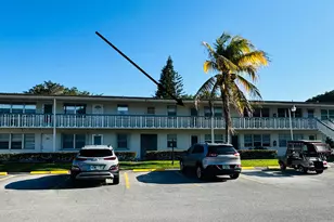 218 Kent M, West Palm Beach, FL 33417 - Photo 2