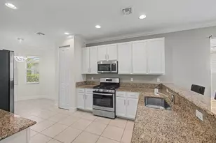 11826 SW Brighton Falls Dr, Port Saint Lucie, FL 34987 - Photo 10