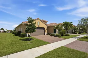 11947 Haga Run, Parkland, FL 33076 - Photo 2