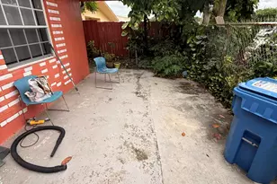 321 NW 57th St, Oakland Park, FL 33309 - Photo 4