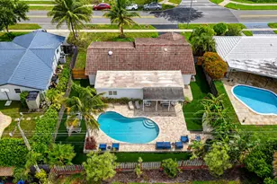 438 SW 9th Ave, Boca Raton, FL 33486 - Photo 2
