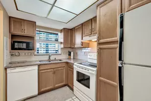 308 Golfview Rd, North Palm Beach, FL 33408 - Photo 10