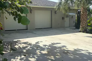 3127 Carol Ave, Palm Springs, FL 33461 - Photo 1