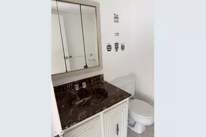 1000 Parkview Drive #424, Hallandale Beach, FL 33009 - Photo 4