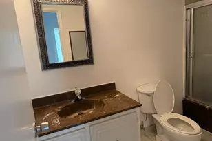 1000 Parkview Dr, Hallandale Beach, FL 33009 - Photo 10