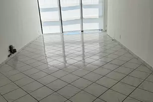 1000 Parkview Dr, Hallandale Beach, FL 33009 - Photo 2