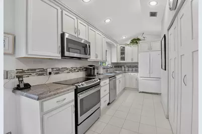 20065 Waters Edge Drive #101, Boca Raton, FL 33434 - Photo 14