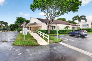 3186 Via Poinciana, Lake Worth, FL 33467 - Photo 60