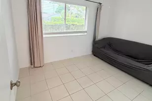 3186 Via Poinciana, Lake Worth, FL 33467 - Photo 16