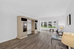 3186 Via Poinciana, Lake Worth, FL 33467 - Photo 22