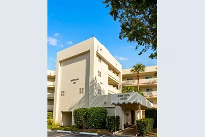 3186 Via Poinciana #115, Lake Worth, FL 33467 - Photo 2