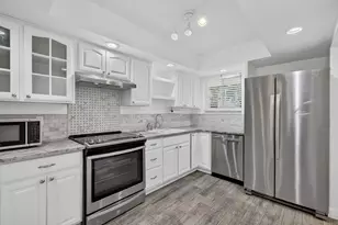 3186 Via Poinciana, Lake Worth, FL 33467 - Photo 1