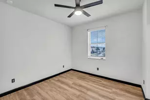 12760 NW Milestone Pl, Port Saint Lucie, FL 34987 - Photo 36
