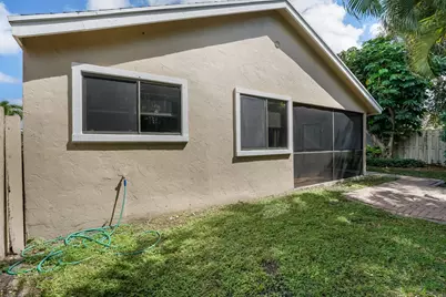 1080 NW 19th Terrace, Delray Beach, FL 33445 - Photo 32