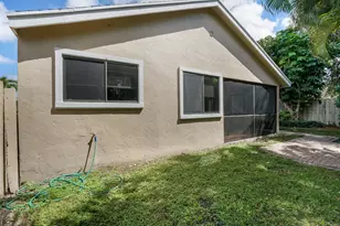 1080 NW 19th Terrace, Delray Beach, FL 33445 - Photo 32