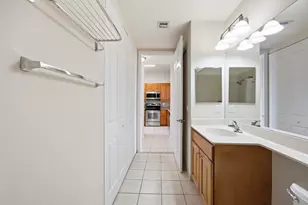 3500 Oaks Clubhouse Dr, Pompano Beach, FL 33069 - Photo 18