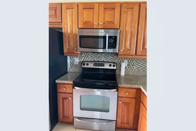 3500 Oaks Clubhouse Drive #510, Pompano Beach, FL 33069 - Photo 4