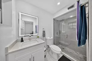 265 Cape Cod Cir, Lake Worth, FL 33467 - Photo 10