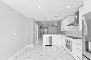 372 W Riverbend Dr, Sunrise, FL 33326 - Photo 38