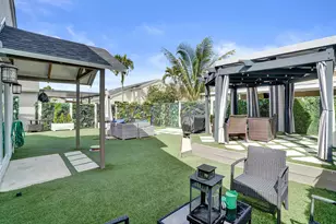 372 W Riverbend Dr, Sunrise, FL 33326 - Photo 4