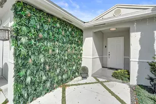 372 W Riverbend Dr, Sunrise, FL 33326 - Photo 32