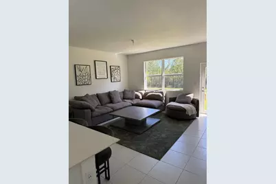 2402 SE 30th Street, Homestead, FL 33033 - Photo 2
