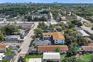 216 NW 25th St, Wilton Manors, FL 33311 - Photo 2