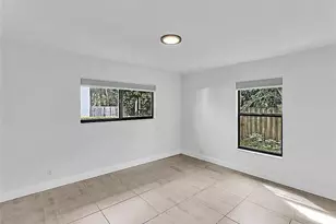 216 NW 25th St, Wilton Manors, FL 33311 - Photo 14