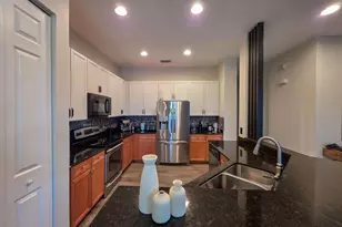 855 Marina Del Ray Ln, West Palm Beach, FL 33401 - Photo 8