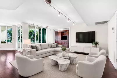100 SE 5th Avenue #202, Boca Raton, FL 33432 - Photo 6