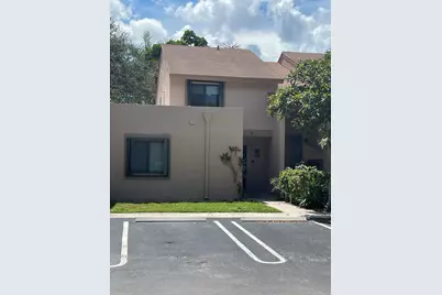 6 Chestnut Circle, Cooper City, FL 33026 - Photo 2