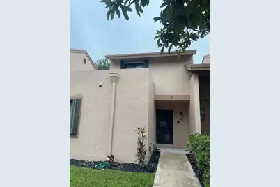 6 Chestnut Circle, Cooper City, FL 33026 - Photo 2