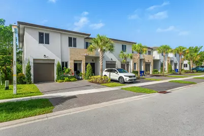 610 Pioneer Way, Royal Palm Beach, FL 33411 - Photo 2