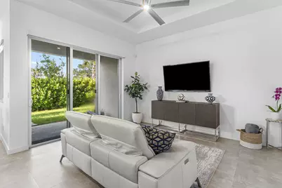 610 Pioneer Way, Royal Palm Beach, FL 33411 - Photo 12