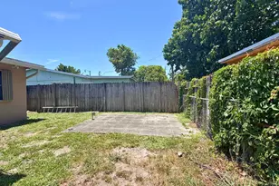1531 NE 30th St, Pompano Beach, FL 33064 - Photo 12