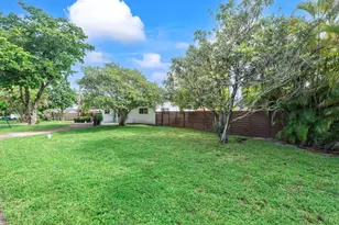 3557 Lloyd Dr, Oakland Park, FL 33309 - Photo 32