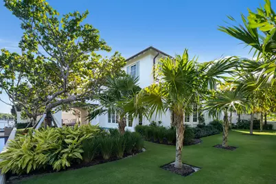 2219 Ibis Isle Road E, Palm Beach, FL 33480 - Photo 56