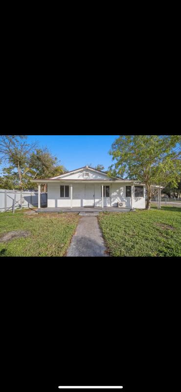 1796 NW 112th St - 1796 NW 112th St, Miami, FL 33167 Luxury Property | Jose Angel Pina