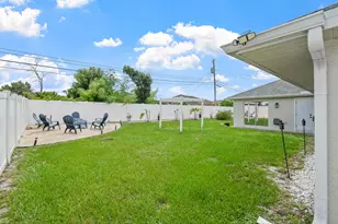 1718 SW Penrose Ave, Port Saint Lucie, FL 34953 - Photo 38