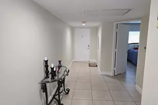 1200 SW 137th Ave, Pembroke Pines, FL 33027 - Photo 6