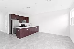 6954 Pines Cir, Coconut Creek, FL 33073 - Photo 6