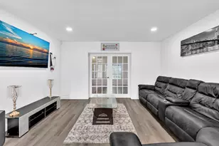 5260 SW 6th Pl, Margate, FL 33068 - Photo 16