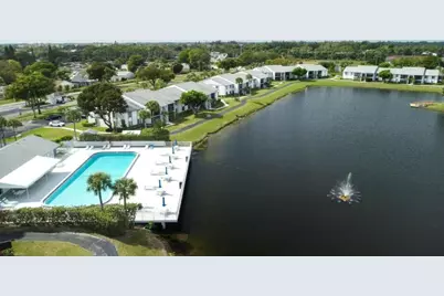 1007 Green Pine Boulevard #D2, West Palm Beach, FL 33409 - Photo 18