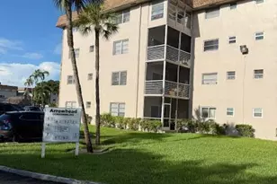 2510 SW 81st Ave, Davie, FL 33324 - Photo 2