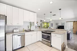 229 Fairway W, Tequesta, FL 33469 - Photo 10
