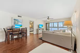 501 Lake Shore Dr, Lake Park, FL 33403 - Photo 4