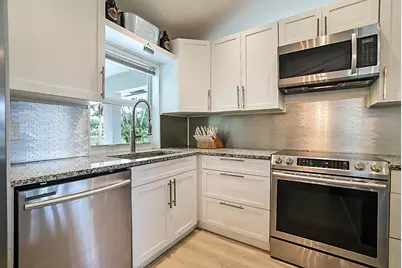1103 NW 11th Street, Boynton Beach, FL 33426 - Photo 2