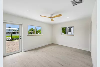 1051 SW 25th Avenue, Boynton Beach, FL 33426 - Photo 22