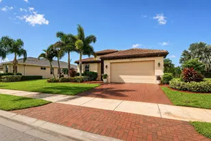 11320 SW Lake Park Dr, Port Saint Lucie, FL 34987 - Photo 2